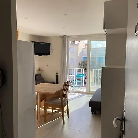 Studio « le Surcouf »vue Mer + Wifi Apartment