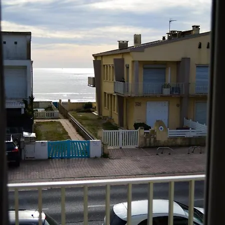 Studio « le Surcouf »vue Mer + Wifi Apartment
